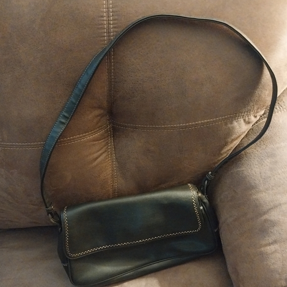 Handbag - Picture 2 of 10
